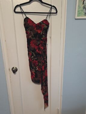BCX Red Floral Strapless Dress with Brown Base
